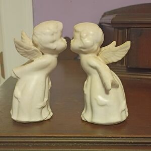 Ceramic Kissing Angels